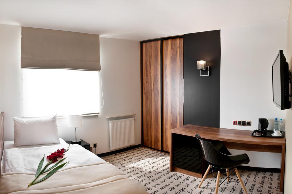 Hotel Piano 루블린 객실 사진